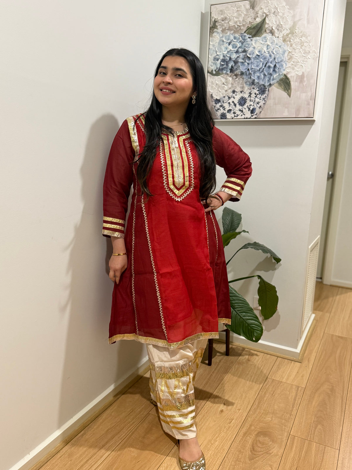 Kareena Viral Suit