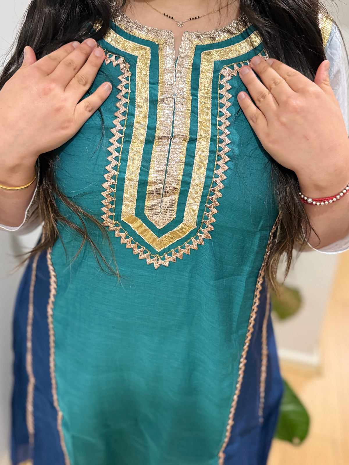 Kareena Viral Suit